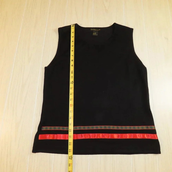 Erin Matthews Tops - Erin Matthews Sleeveless Knit Top Sweater Christmas Ribbon Trim Size XL